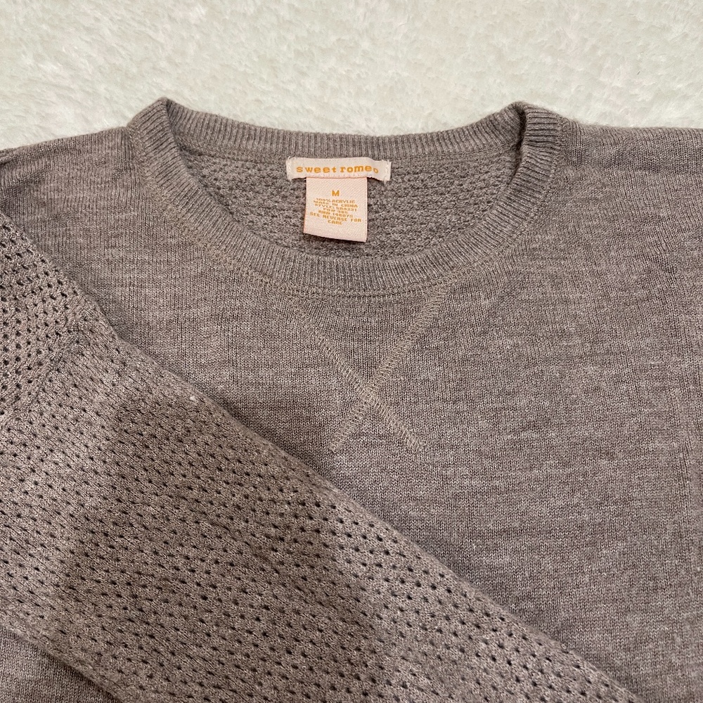 Sweet Romeo Sweater - Picture 1 of 4